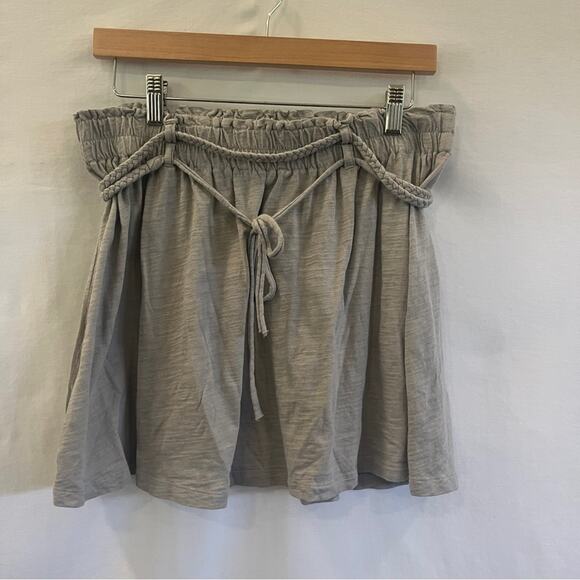 Old Navy Dresses & Skirts - Old Navy Light Gray Knit Cotton Mini Skirt Belted Lightweight Womens Size Medium